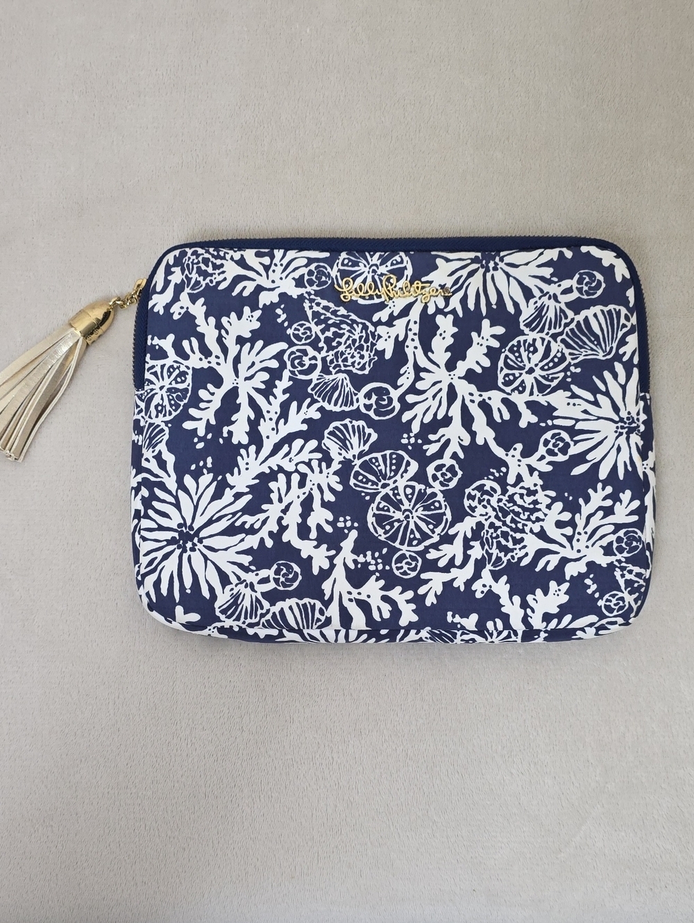 Lilly Pulitzer Navy White Coral Seashell Laptop Tablet Sleeve Zip Case Padded NW